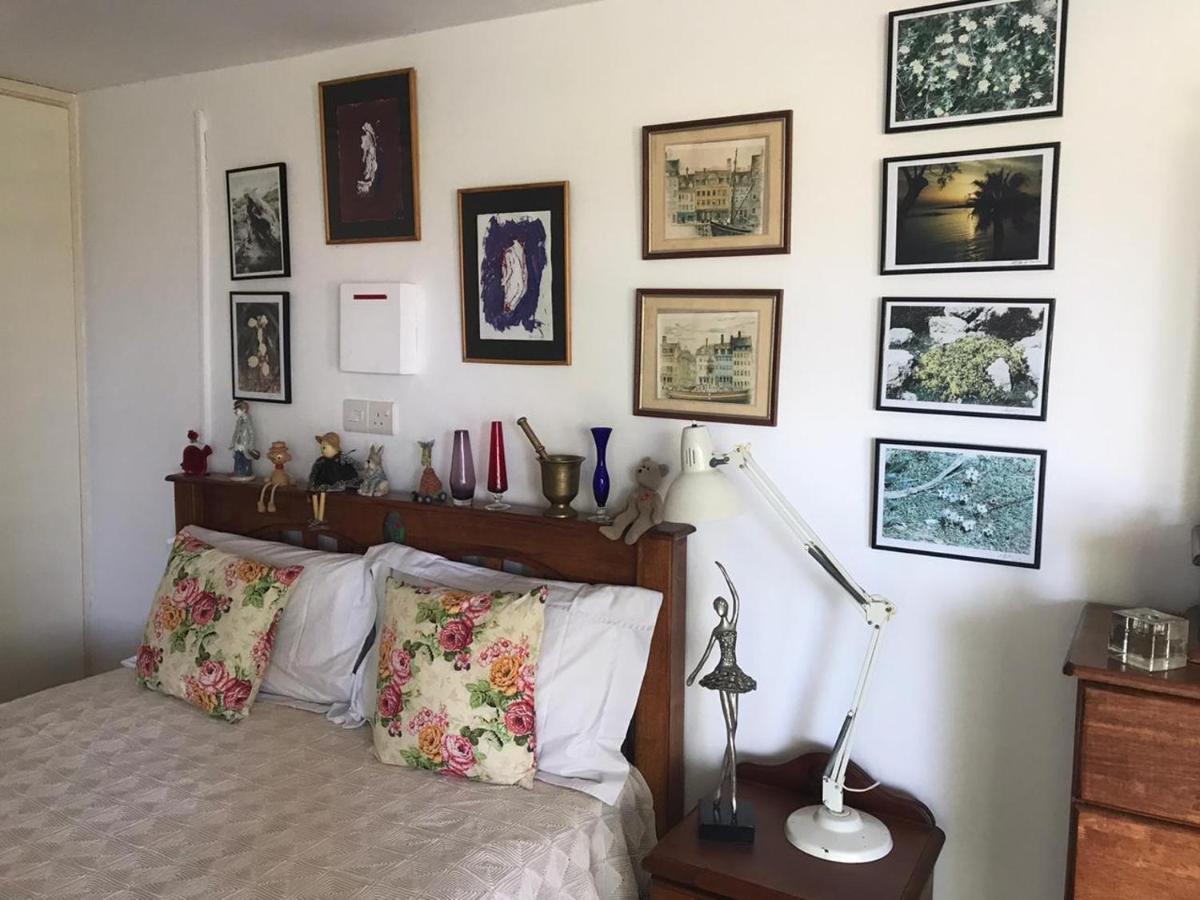 Sweet N' Boujee Studio Apartment With Varenda Пафос Екстериор снимка